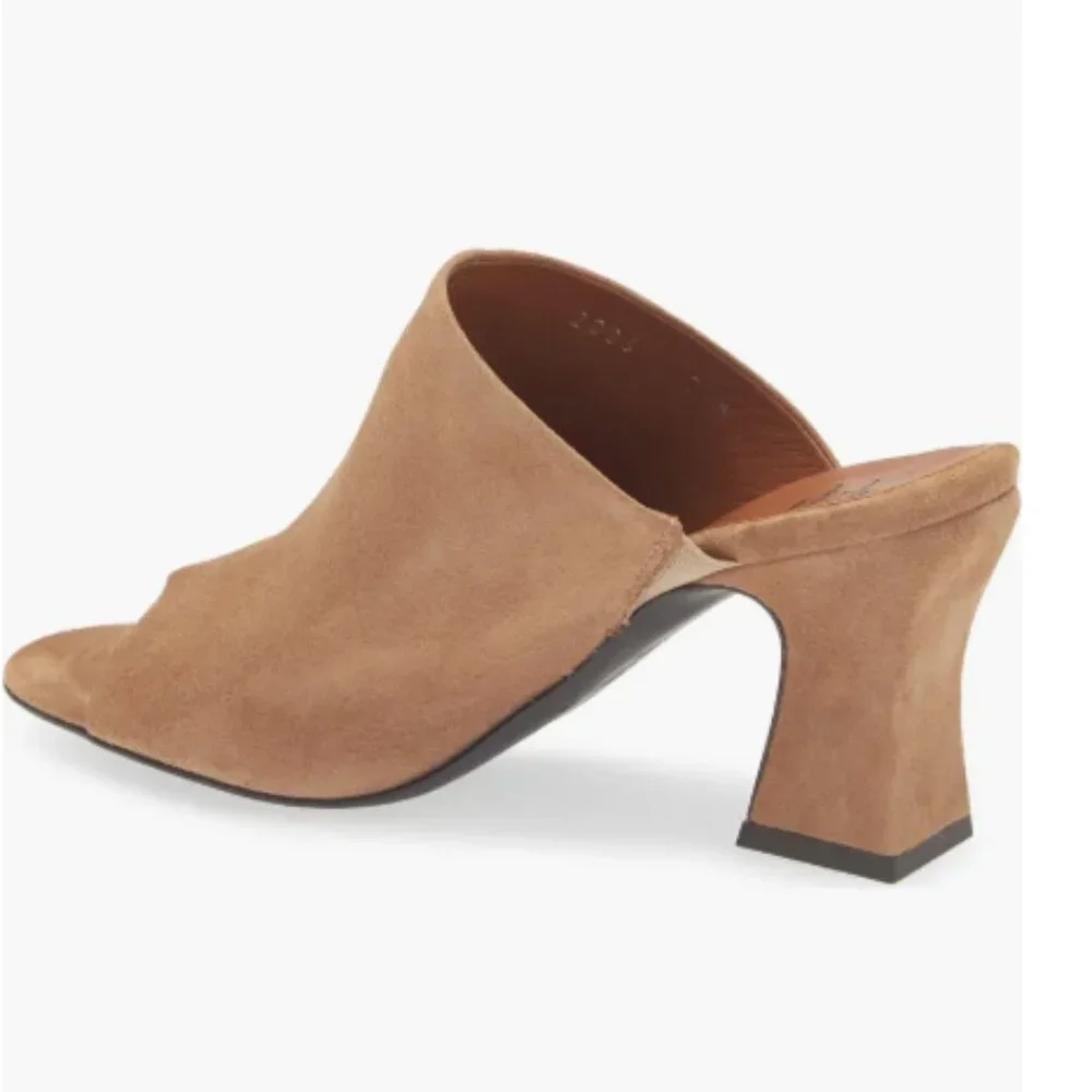 NEW Aquatalia Carmina Suede Mule Sandals - Picture 5 of 10